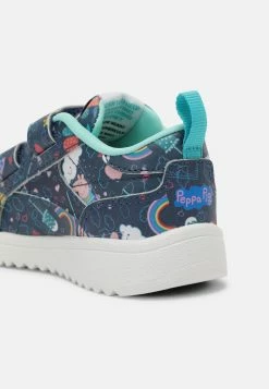 Reebok Classic WEEBOK CLASP LOW UNISEX - Baskets basses Prix Refroidis sneakers rond -Reebok Soldes Boutique 7b3f9ace9db44653ba66f1c9aeec41c3