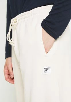 Reebok Classic Discount En Ligne CLASSIC NATURAL DYE SEASONAL - Pantalon de survêtement pantalons normale homme -Reebok Soldes Boutique 7f648566ebf2465593a69223069c9429
