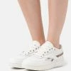 Reebok Classic Prix Incroyables CLUB C DOUBLE - Baskets basses sneakers rond femme