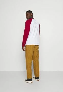 Reebok Classic Prix Allégé BACKVECTOR TRACKPANT - Pantalon de survêtement pantalons normale homme -Reebok Soldes Boutique 83bd5d429c33447caa98680807fc9e56