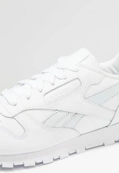 Prix Sympa Reebok Classic CLASSIC - Baskets basses sneakers rond unisex -Reebok Soldes Boutique 859ed88c7dea4d1ba7830629477a5f91