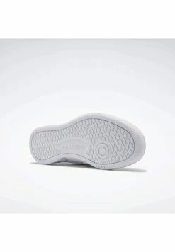 Reebok Classic CLUB C REVENGE - Baskets basses excellente qualité baskets & sneakers rond unisex -Reebok Soldes Boutique 85dea1d32ded4dd19d4b316d2192708d