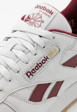 Reebok Classic Baskets basses Prix Aimable sneakers rond unisex -Reebok Soldes Boutique 89b3d0ad46d843089238bed36a005bcd
