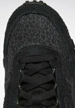 Prix Gelé Reebok Classic Baskets basses baskets & sneakers unisex unisex -Reebok Soldes Boutique 8c89803b79fe4fe48a934292b6ec39bc