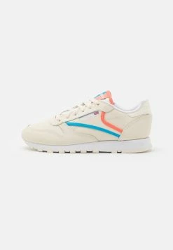 Reebok Classic Baskets basses excellente qualité sneakers rond femme 15 Reebok Classic Baskets basses excellente qualité sneakers rond femme -Reebok Soldes Boutique 8fd6d46aa5fc4cebb8c9bde6257f5fa2 1