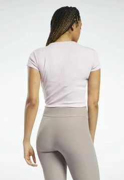 Reebok Classic T-shirt basique Soldes En Ligne t-shirts et tops fitness femme 11 Reebok Classic T-shirt basique Soldes En Ligne t-shirts et tops fitness femme -Reebok Soldes Boutique a58ad95ab42540d3a2f8d2b519b8285d