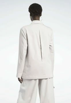 Qualité Excellente Reebok Classic Blazer vestes col revers femme 13 Qualité Excellente Reebok Classic Blazer vestes col revers femme -Reebok Soldes Boutique a769fefc6d75480b8c396fcf08101a6f