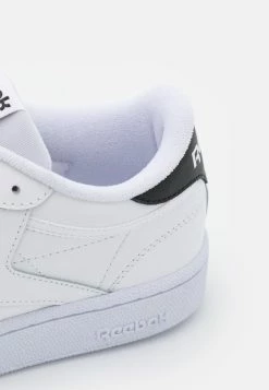 Reebok Classic Bonne Qualité CLUB C 85 - Baskets basses baskets & sneakers rond unisex -Reebok Soldes Boutique a8d48bdc125440d1921917667918630f