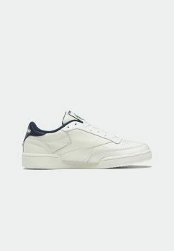 Vendre Reebok Classic CLUB C 85 - Baskets basses chaussures rond unisex -Reebok Soldes Boutique abbe723012a84e39ad31d9c645552a57