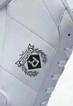 Reebok Classic NPC II - Baskets basses Prix Légers baskets & sneakers rond unisex -Reebok Soldes Boutique ac1d0d35a5954668b2f9046ab69b4475