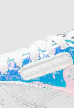 Reebok Classic Faible Prix CLASSIC - Baskets basses sneakers rond femme -Reebok Soldes Boutique af75cc5d20564f3891244aec542d20dd