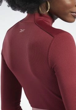 Reebok Classic Qualité garantie 100% Combinaison combinaisons & salopettes col officier femme -Reebok Soldes Boutique afc70670f9284ae7a0b0c059e032a298