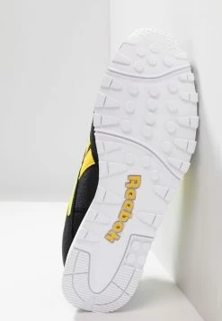 Reebok Classic RAPIDE - Baskets basses Prix Compétitif sneakers rond unisex -Reebok Soldes Boutique b3e91e04d6844244bf551ef405003870