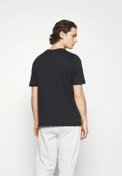 Réduction Reebok Classic VECTOR TEE - T-shirt imprimé t-shirts & polos col rond homme 16 Réduction Reebok Classic VECTOR TEE - T-shirt imprimé t-shirts & polos col rond homme -Reebok Soldes Boutique b42ab540db8b46068cdf754576ce3c6d