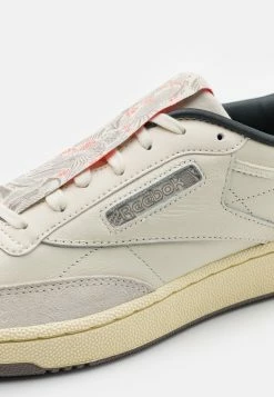Reebok Classic CLUB C 85 UNISEX - Baskets basses Authentique 100% sneakers rond -Reebok Soldes Boutique b5a207afaec347aca24c36397205e9b9