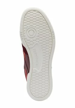 Pas Cher Reebok Classic CLUB C REVENGE - Baskets basses baskets & sneakers rond unisex 23 Pas Cher Reebok Classic CLUB C REVENGE - Baskets basses baskets & sneakers rond unisex -Reebok Soldes Boutique b75e921f75d2471d880c440ca24a4af8