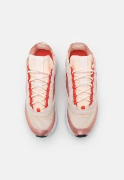 Reebok Classic LEGACY 83 - Baskets basses Prix De Lancement sneakers rond femme -Reebok Soldes Boutique b78b8f11f2554209b728edc0f269376e