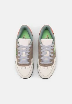 Reebok Classic Prix De Rêve CLASSIC RIPPLE - Baskets basses sneakers rond femme 15 Reebok Classic Prix De Rêve CLASSIC RIPPLE - Baskets basses sneakers rond femme -Reebok Soldes Boutique b8b4f785671f4c1b985c2f2faf87612c