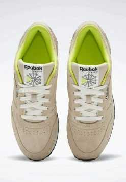 Réduction Reebok Classic CLASSIC LEATHER RIPPLE MID - Baskets basses sneakers rond femme 16 Réduction Reebok Classic CLASSIC LEATHER RIPPLE MID - Baskets basses sneakers rond femme -Reebok Soldes Boutique b995064eb9814fec9d30fcf0c17ae970