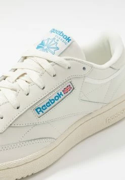 Reebok Classic CLUB C 85 - Baskets basses Haute Qualité baskets & sneakers rond unisex -Reebok Soldes Boutique c37e7e92d3f14e6f8150a531eabc3ce3