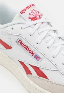 Reebok Classic CLUB C REVENGE UNISEX - Baskets basses Prix Distinctifs sneakers rond -Reebok Soldes Boutique c4bc10fd670c4dd7a28527a3ddb5d039