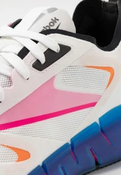 Reebok Classic Discount En Ligne ZIG KINETICA HORIZON - Baskets basses sneakers rond unisex -Reebok Soldes Boutique c539db80e1764711a4b13a518330052f