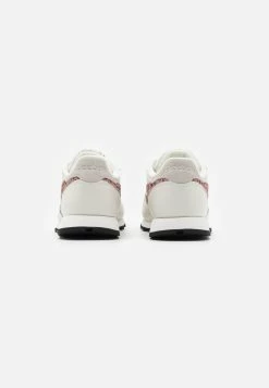 Reebok Classic CLASSIC - Baskets basses Prix Distinctifs sneakers rond femme 11 Reebok Classic CLASSIC - Baskets basses Prix Distinctifs sneakers rond femme -Reebok Soldes Boutique c7ece22999d5409f8bd00fdb1772d32a