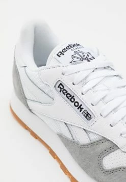 Prix Affortable Reebok Classic Baskets basses sneakers rond homme -Reebok Soldes Boutique cfa71bfe8d504ce38674f1b4c11a84ef