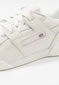 Reebok Classic Prix Allégé WORKOUT PLUS VINTAGE - Baskets basses sneakers rond femme 11 Reebok Classic Prix Allégé WORKOUT PLUS VINTAGE - Baskets basses sneakers rond femme -Reebok Soldes Boutique d7a41659078e4223bcb832243b4068e8