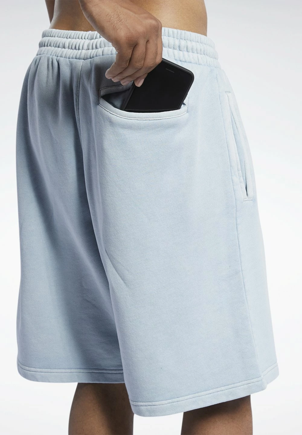 Soldes Reebok Classic CLASSIC NATURAL DYE - Pantalon de survêtement shorts normale homme 4 Soldes Reebok Classic CLASSIC NATURAL DYE - Pantalon de survêtement shorts normale homme – Image 2