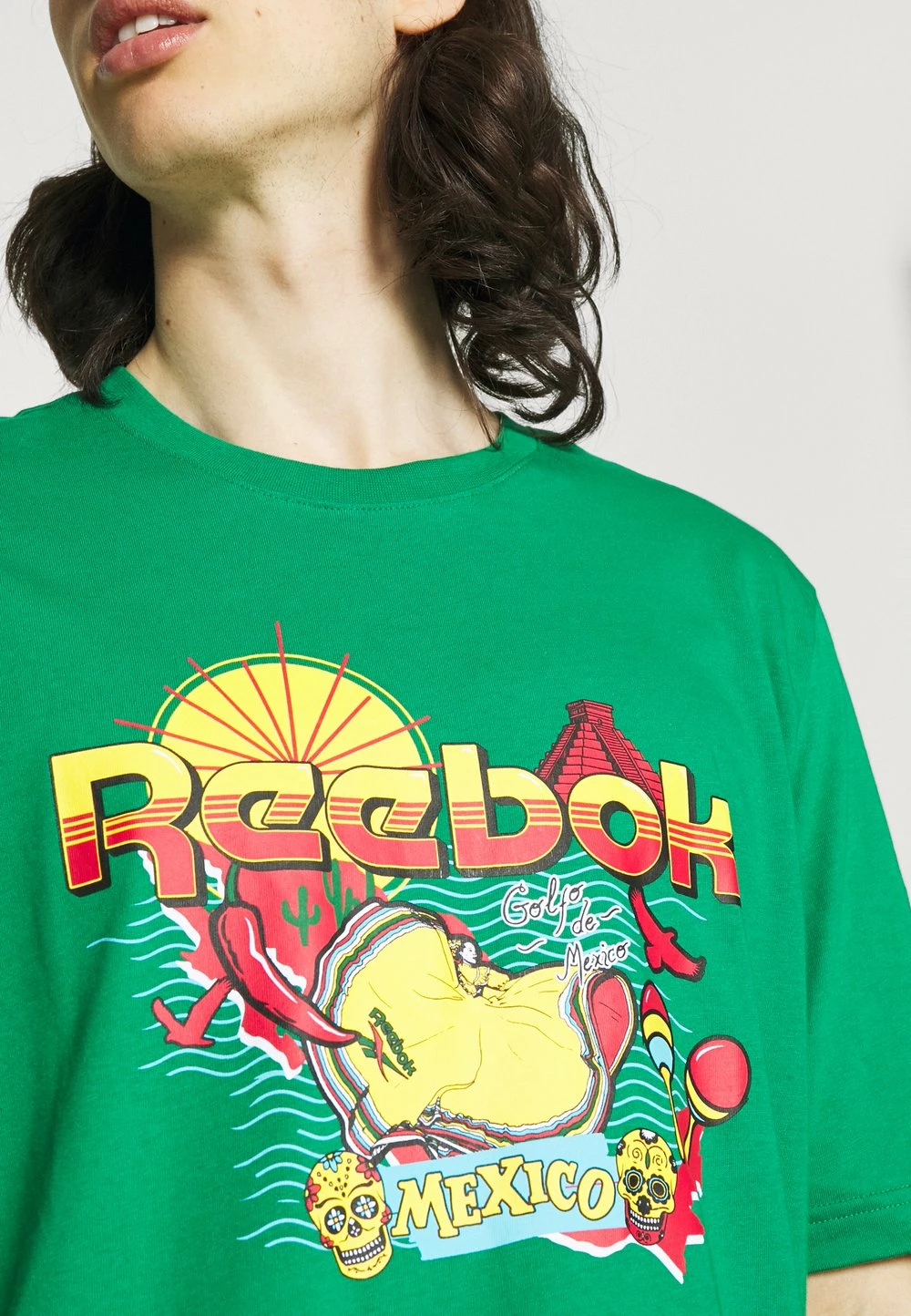 Prix Distinctifs Reebok Classic SOUVENIR TEE - T-shirt imprimé t-shirts col rond homme 8 Prix Distinctifs Reebok Classic SOUVENIR TEE - T-shirt imprimé t-shirts col rond homme – Image 6