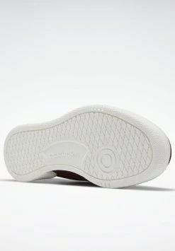 Pas Cher Reebok Classic CLUB C REVENGE - Baskets basses baskets & sneakers rond unisex 32 Pas Cher Reebok Classic CLUB C REVENGE - Baskets basses baskets & sneakers rond unisex -Reebok Soldes Boutique dc8f9886a5034d358fbdc6d2de39e48c