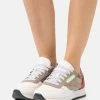 Reebok Classic Prix De Rêve CLASSIC RIPPLE - Baskets basses sneakers rond femme 1 Reebok Classic Prix De Rêve CLASSIC RIPPLE - Baskets basses sneakers rond femme -Reebok Soldes Boutique dece9b09e70f41b4b57f24f79d313ef1