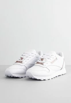 Reebok Classic Baskets basses Prix Préférentiel baskets & sneakers rond femme 8 Reebok Classic Baskets basses Prix Préférentiel baskets & sneakers rond femme -Reebok Soldes Boutique e0343d38e21c4dc390209c8d093579c2