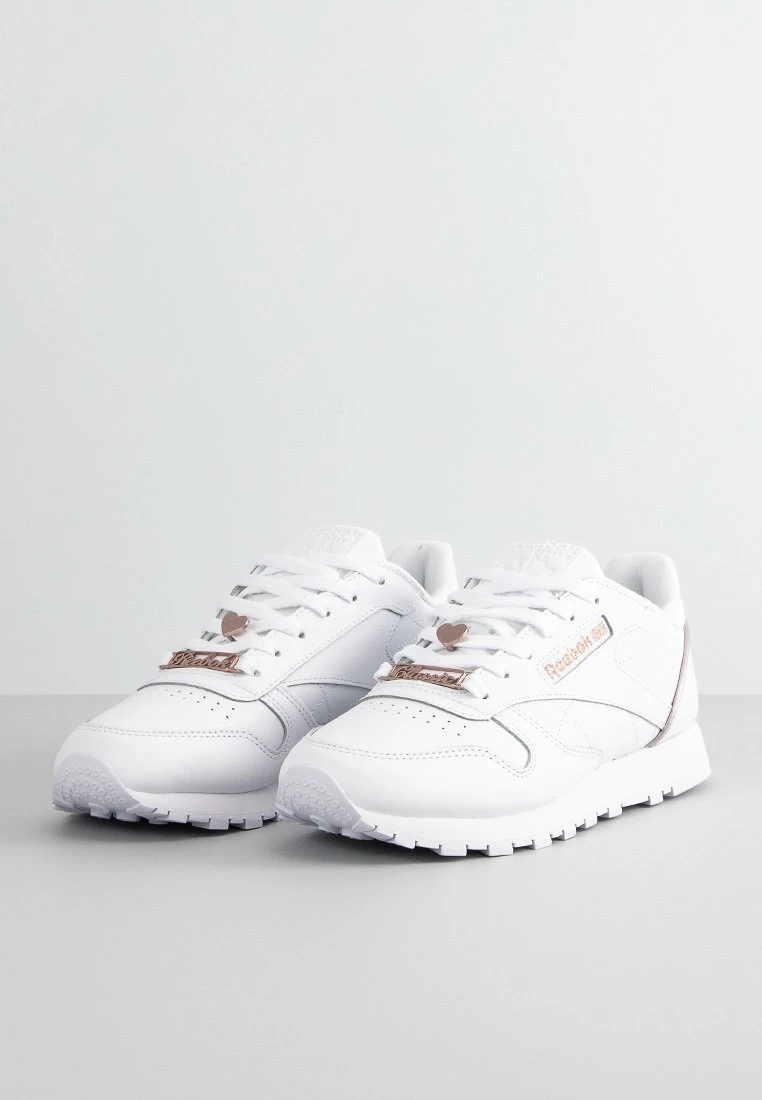 Reebok Classic Baskets basses Prix Préférentiel baskets & sneakers rond femme 4 Reebok Classic Baskets basses Prix Préférentiel baskets & sneakers rond femme – Image 2