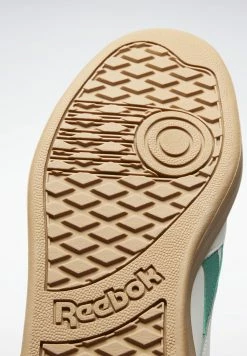 Reebok Classic Faible Prix CLUB C LEGACY REVENGE - Baskets basses baskets & sneakers rond unisex -Reebok Soldes Boutique e0aed13517d64895926d6ae4faf05f30