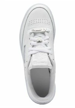 Reebok Classic Haute Qualité CLUB C - Baskets basses baskets & sneakers rond femme -Reebok Soldes Boutique e2285d4f4d034610ae935ba7a4bb817e