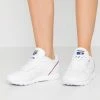Reebok Classic Prix De Lancement Baskets basses baskets & sneakers rond femme -Reebok Soldes Boutique e77a6b4929e74641899b2d5283624fa8