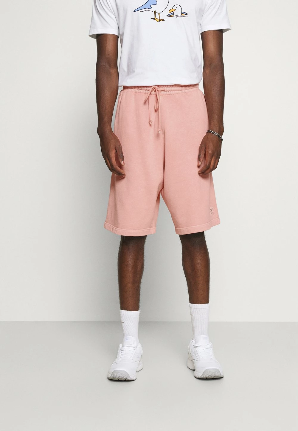Un Tarif Préférentiel Reebok Classic CLASSIC NATURAL DYE - Pantalon de survêtement shorts normale homme 3 Un Tarif Préférentiel Reebok Classic CLASSIC NATURAL DYE - Pantalon de survêtement shorts normale homme