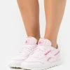 Un Tarif Préférentiel Reebok Classic CLASSIC VEGAN - Baskets basses sneakers rond femme