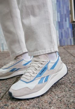 Reebok Classic CL LEGACY AZ - Baskets basses Qualité Excellente sneakers rond femme -Reebok Soldes Boutique f0d1a0a82d3e490caf2b1b2c40750b9e