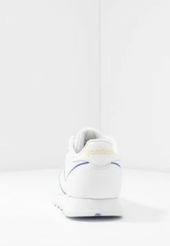 Reebok Classic Prix De Lancement Baskets basses baskets & sneakers rond femme -Reebok Soldes Boutique f61feb23ced2490a98356dcc08caeb2d