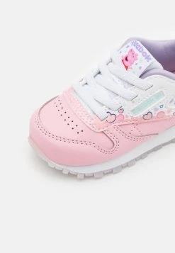 Réduction Reebok Classic CL UNISEX - Baskets basses sneakers rond -Reebok Soldes Boutique f98581ce87ee4223822c2a74a4e7a608