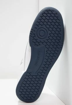 Reebok Classic CLUB C 85 LEATHER UPPER SHOES - Baskets basses Prix Favorable baskets & sneakers rond unisex -Reebok Soldes Boutique fcb77145fa3c485b9d1b46ca8fb66764