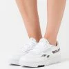 Se Vend Bas Prix Reebok Classic CLUB DOUBLE - Baskets basses sneakers rond femme -Reebok Soldes Boutique fd5aa08905d54fb6a77724f0faf9f8dc