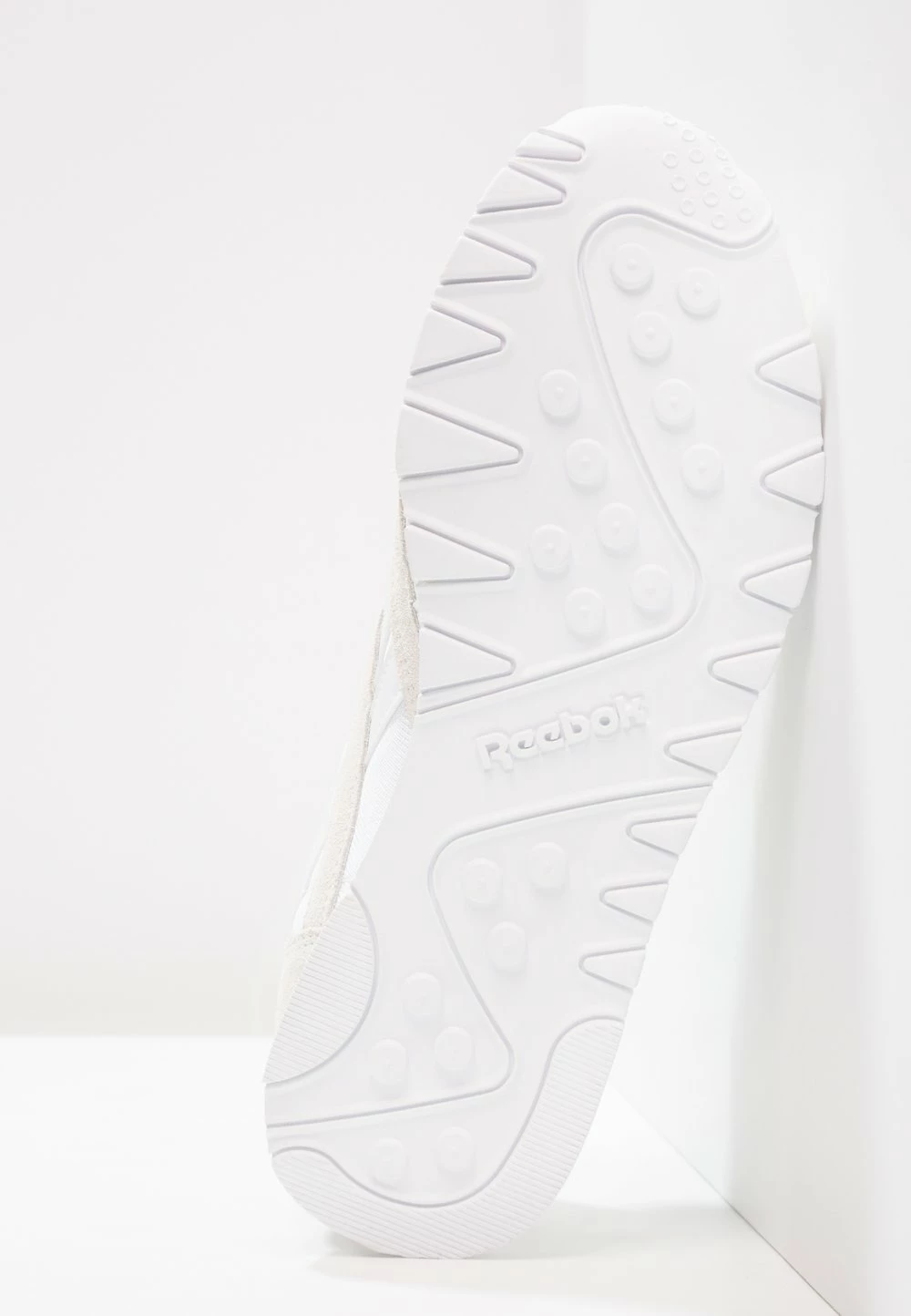 Reebok Classic CLASSIC LEATHER NYLON BREATHABLE UPPER SHOES - Baskets basses Pas Cher sneakers rond femme 8 Reebok Classic CLASSIC LEATHER NYLON BREATHABLE UPPER SHOES - Baskets basses Pas Cher sneakers rond femme – Image 6