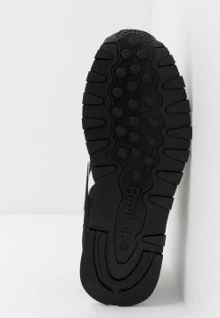 Réduction Reebok Classic Baskets basses sneakers rond unisex -Reebok Soldes Boutique fe8d064cda084ebf9012bdbad2b3ac79