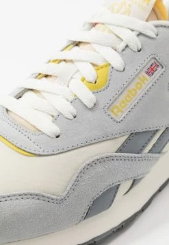 Prix Jamais Vus Reebok Classic Baskets basses sneakers rond unisex -Reebok Soldes Boutique ff56613e39ce42bc81e25f29c671384f